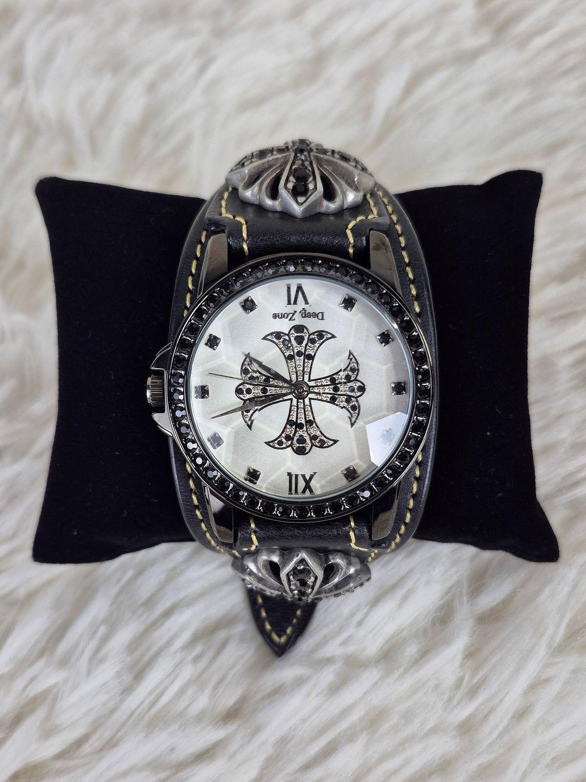 Deep Zone Gothic Charm Watch