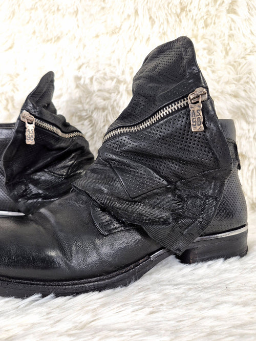A.S 98 Distressed Flap Boots