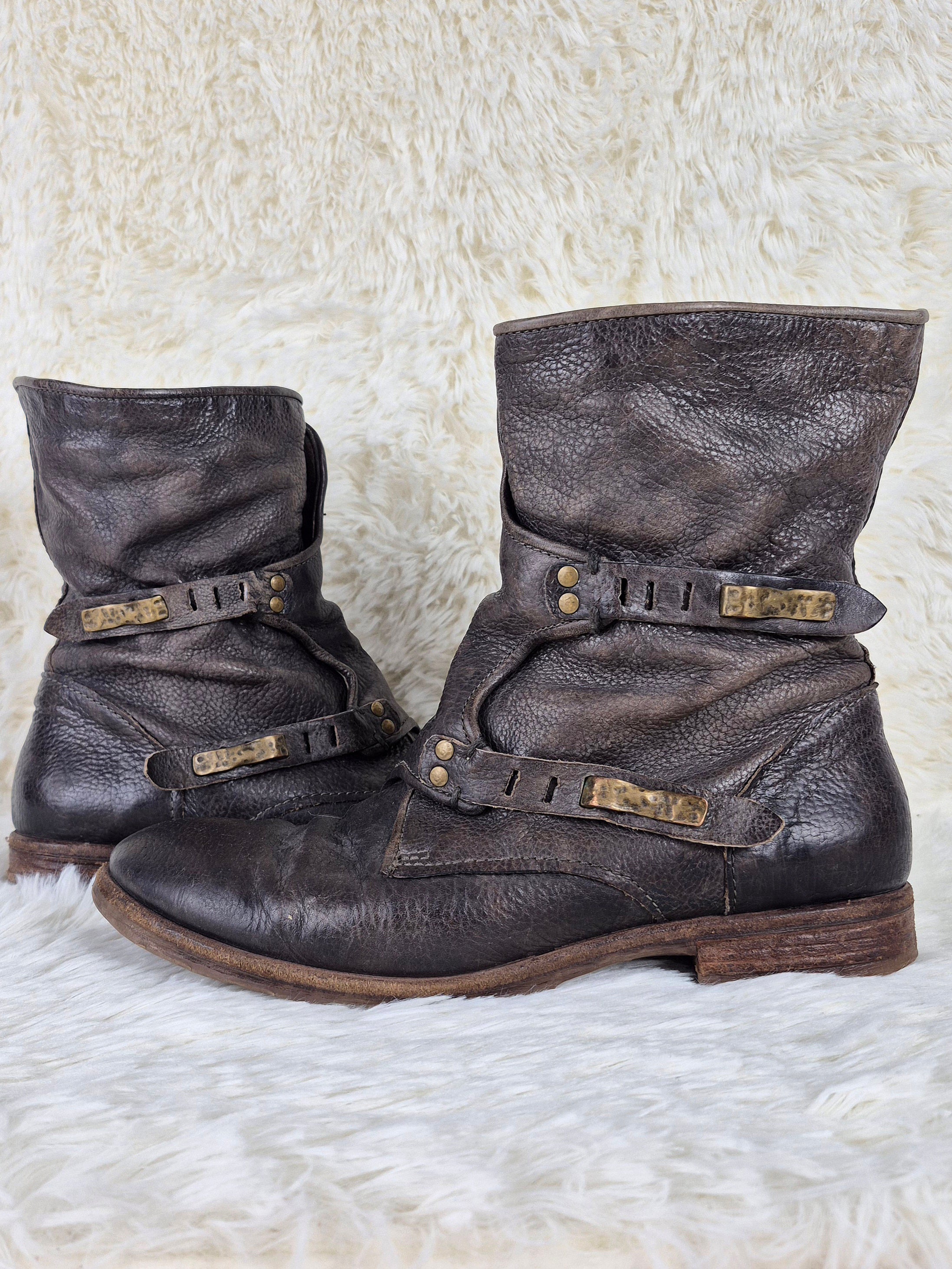 A.S 98 Weathered Flap Boots